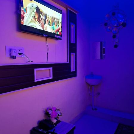 Hotel Sgh Subhadra Guest House Ayodhya Eksteriør billede