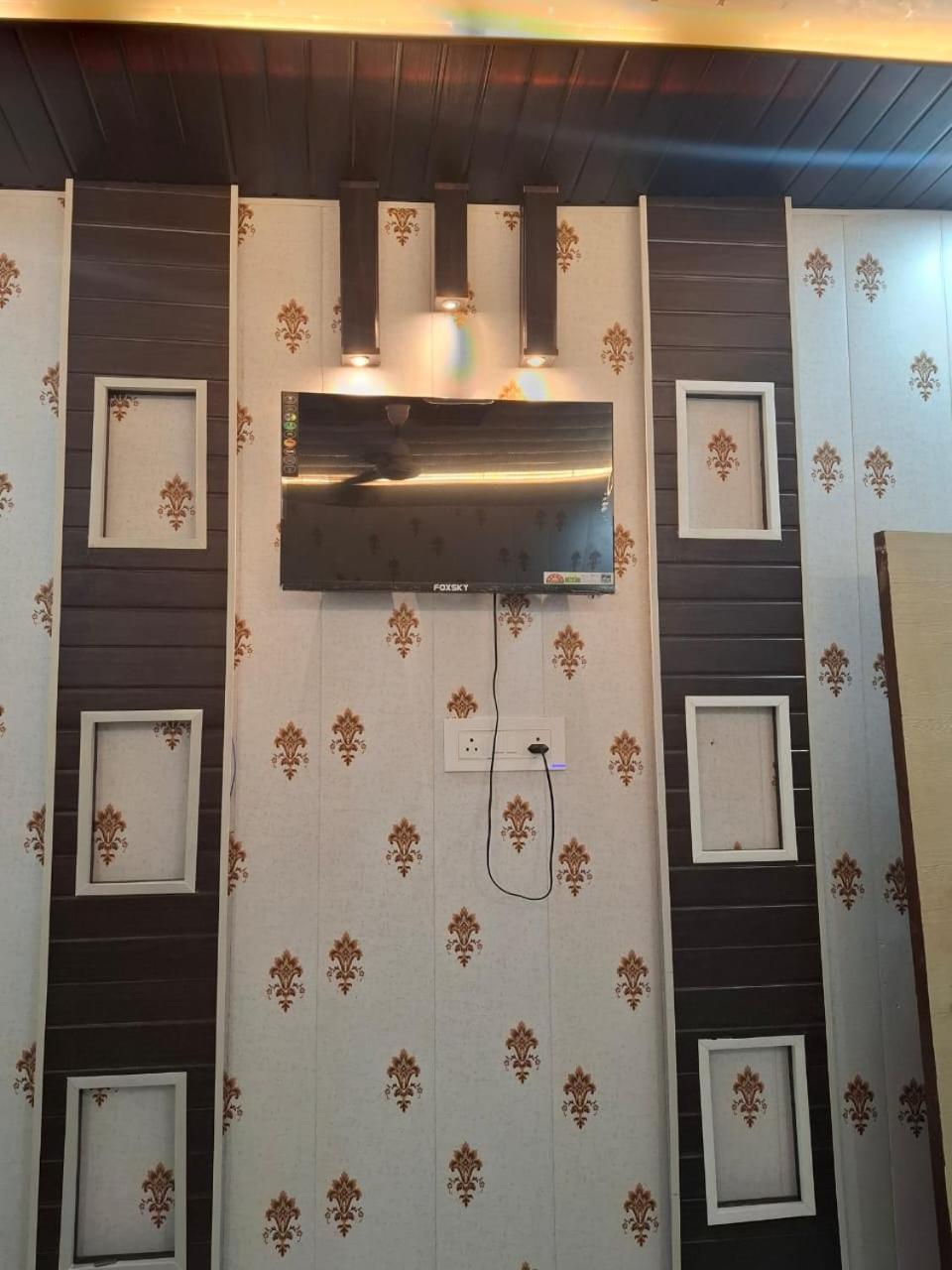 Hotel Sgh Subhadra Guest House Ayodhya Eksteriør billede