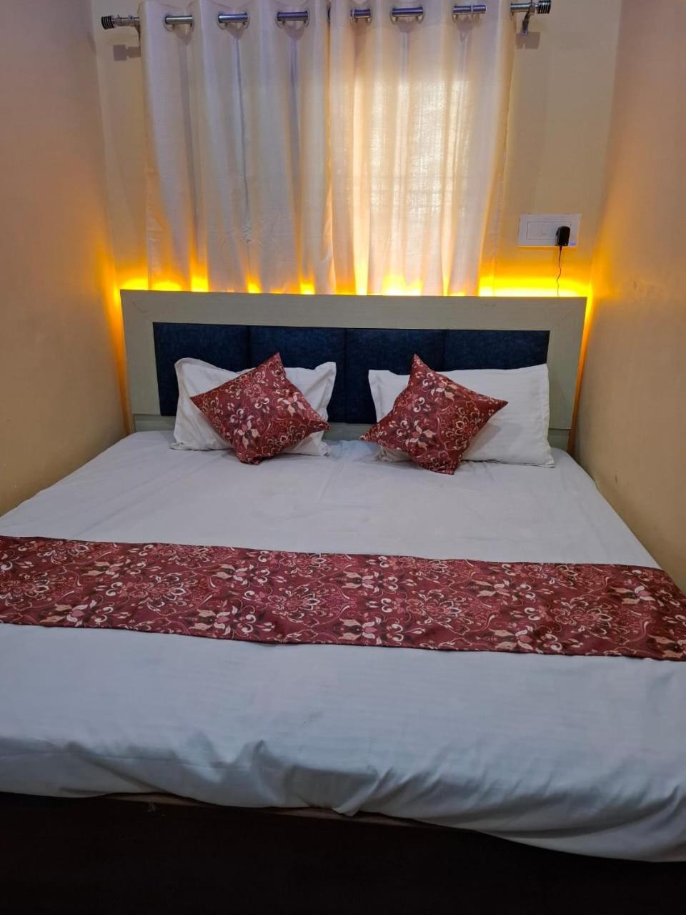 Hotel Sgh Subhadra Guest House Ayodhya Eksteriør billede